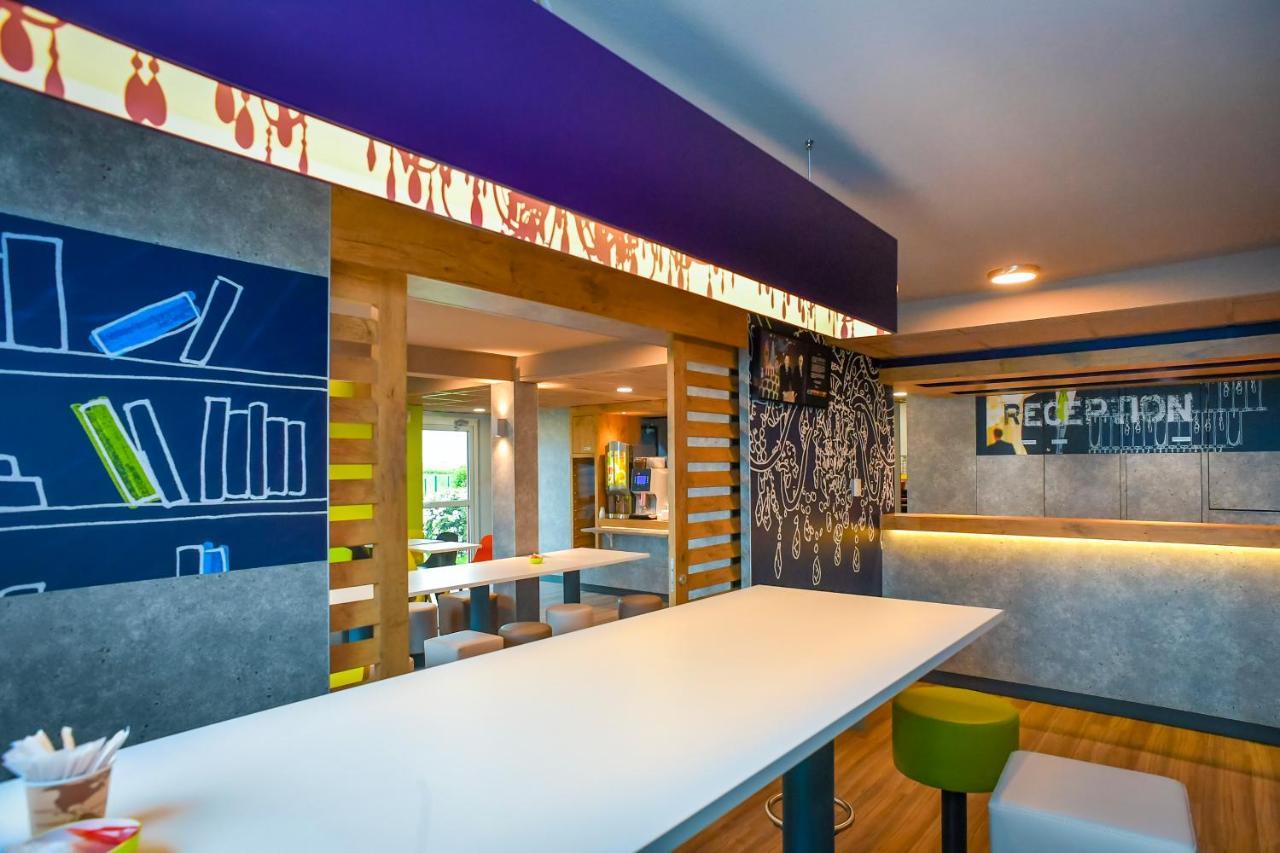 Ibis Budget Кутанс Екстериор снимка